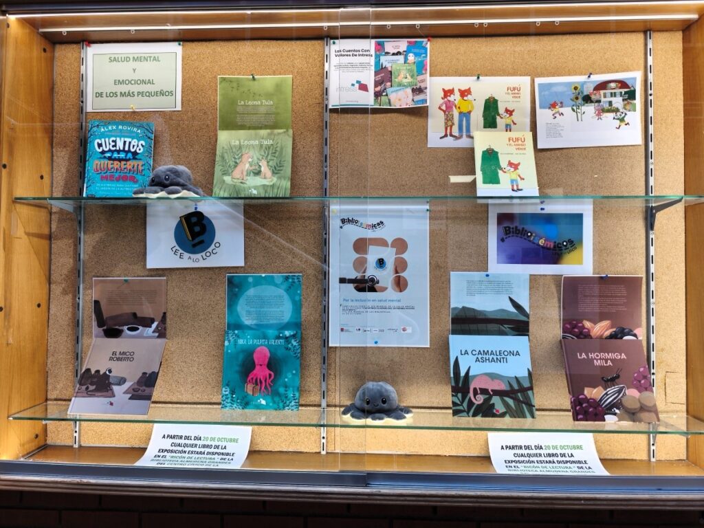 Foto dels llibres de la jornada de Participa y Comprende a Getafe