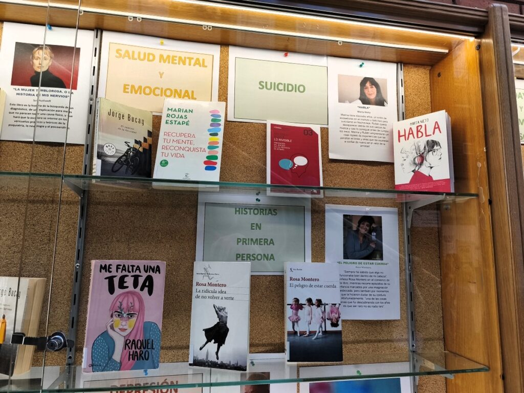 Foto dels llibres de la jornada de Participa y Comprende a Getafe