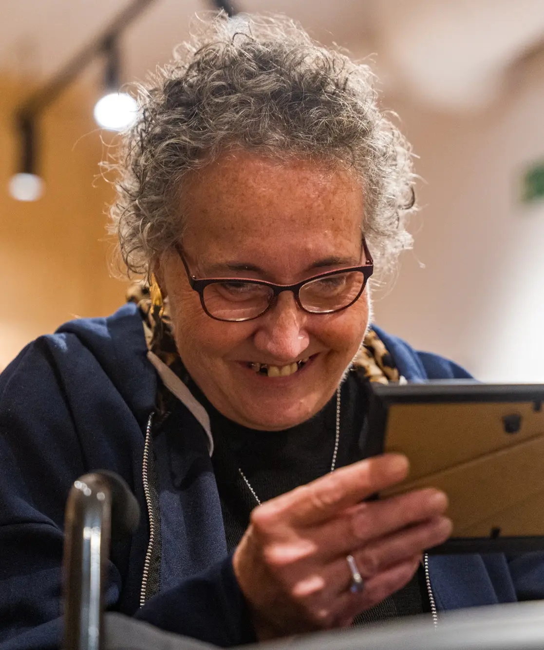 eb86aef6-d4df-449d-aad2-cecd27ad4e9e